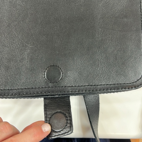Madewell The Transport Flap Shoulder Bag - Picture 5 of 8